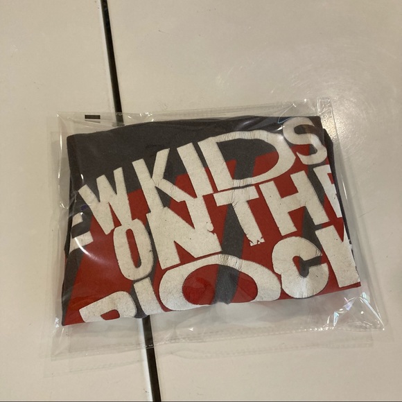 True Vintage Thrashed 1989 New Kids on the Block Hanging Tough - Picture 11 of 11